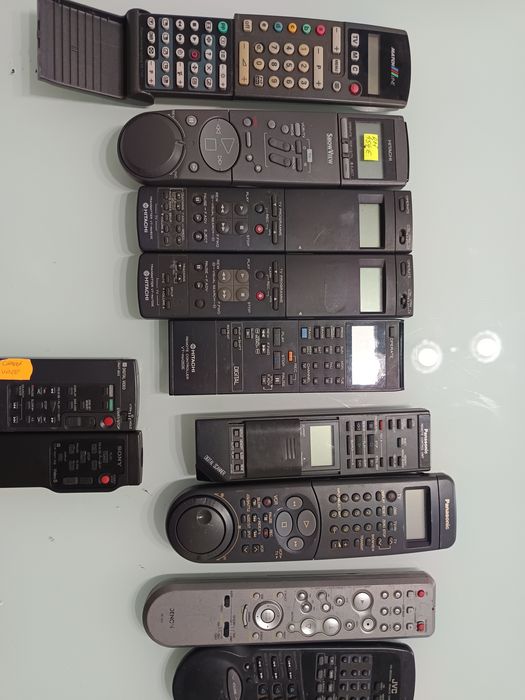 Hitachi vtrm823e 723e rm252e denon rc 1044  telecomenzi vintage retro