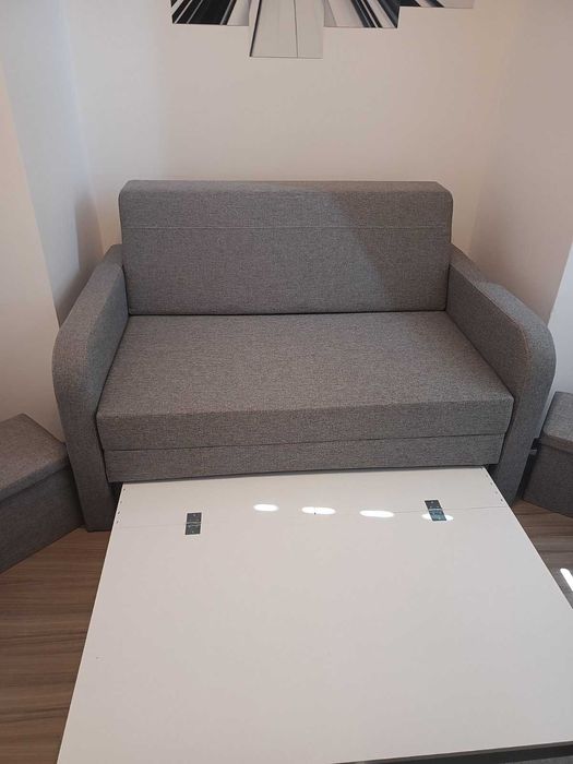 Продавам разтегателен фотьойл легло