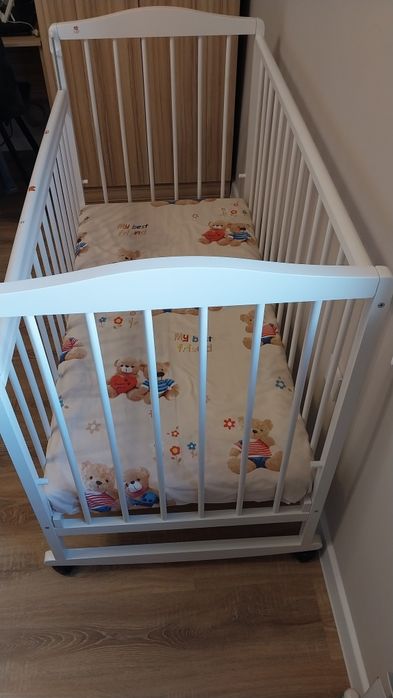 Манеж с матрасом