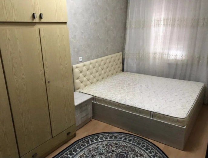 Срочно! Квартира на Дружба народов 3/9/9 общ пл 72м  с обстановкой