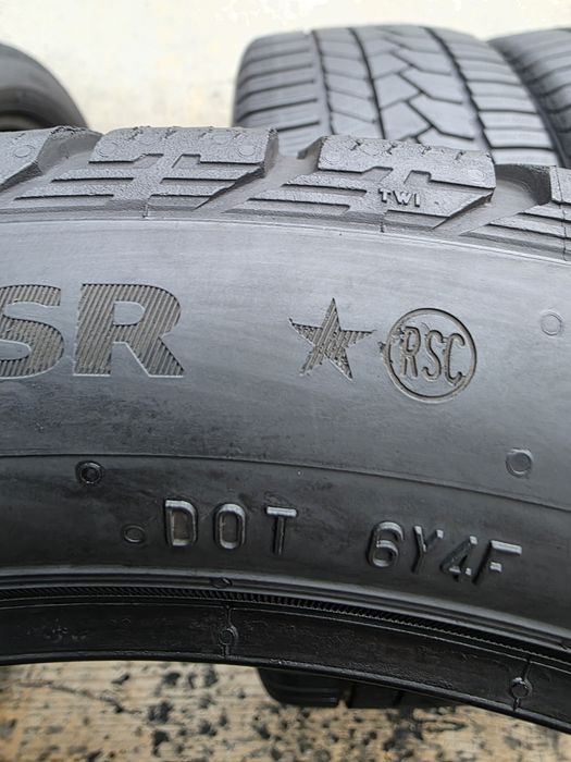 Vând patru anvelope de iarna continental 225  45 18  dot 1223