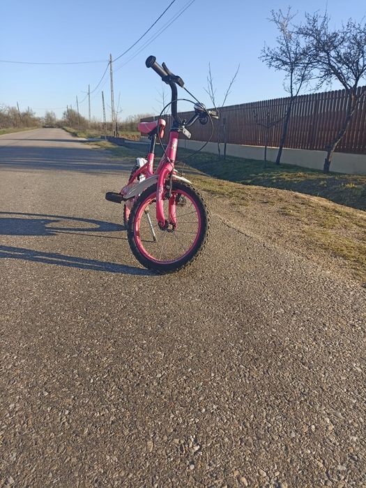 Bicicleta copii 4-7 ani impecabila