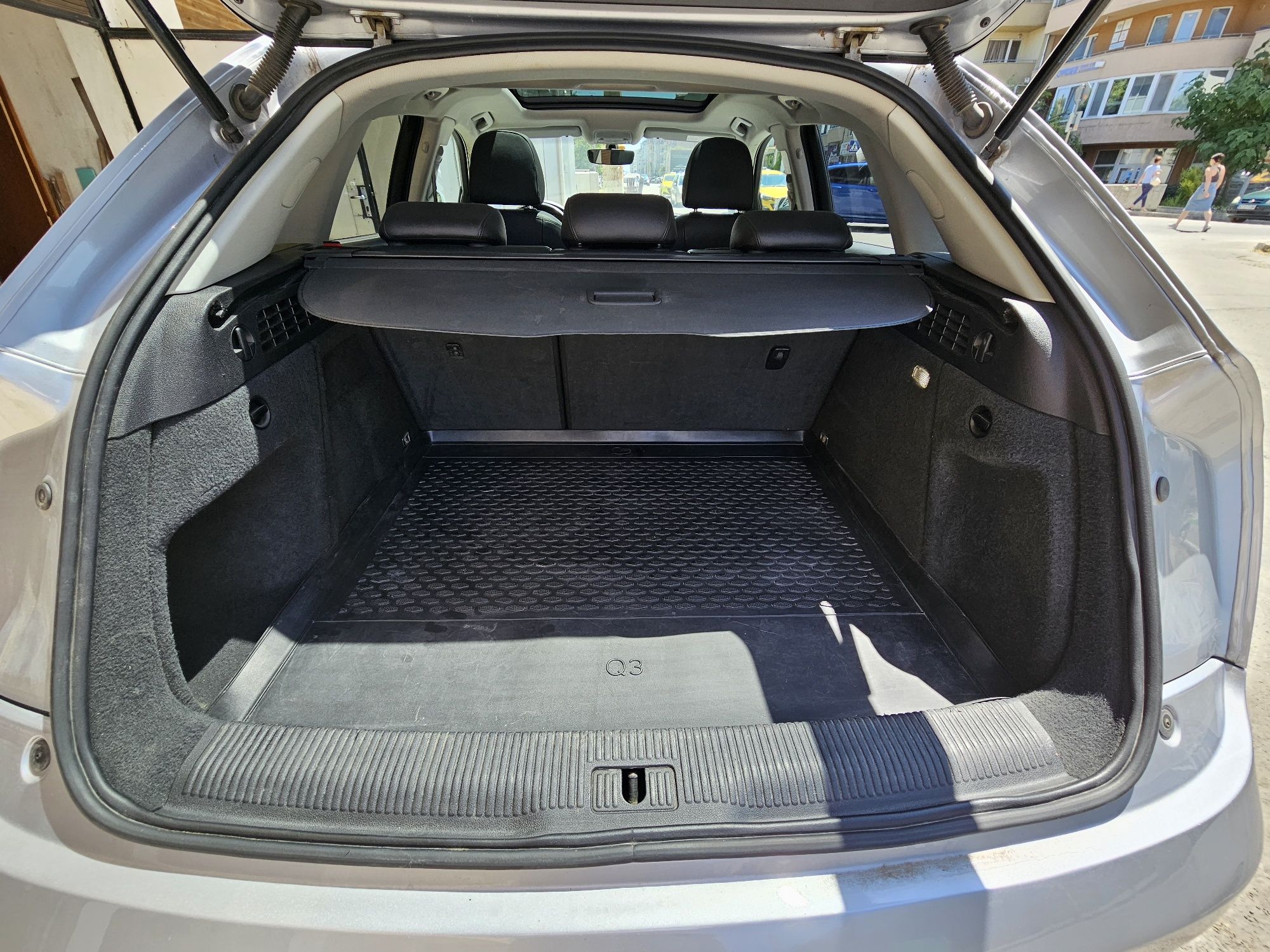 Продавам AUDI Q3 S-LINE 2016г