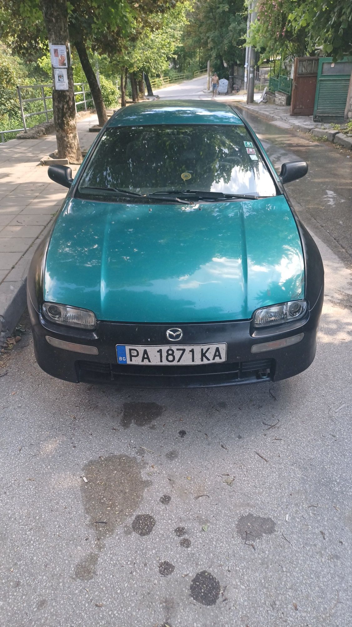 Mazda 323f 1.5..