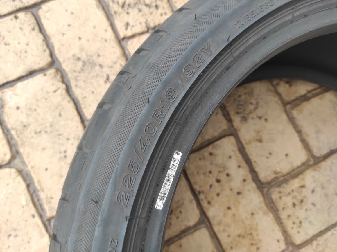 Летни гуми Bridgestone 225/40/18 Potenza S 001