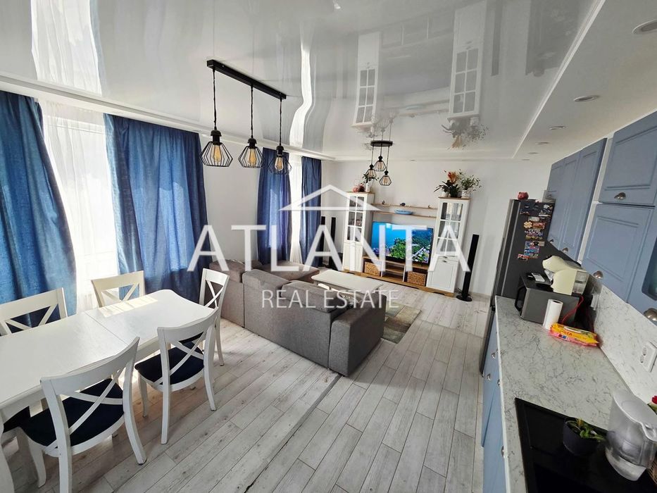 Дава се под наем Тристаен апартамент в Варна, Левски - 80 кв.м за 765 € - Снимка #1