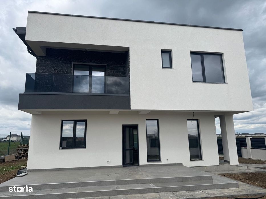 Vila Tunari MODERNA si spatioasa teren 500m, TOATE UTILITATILE