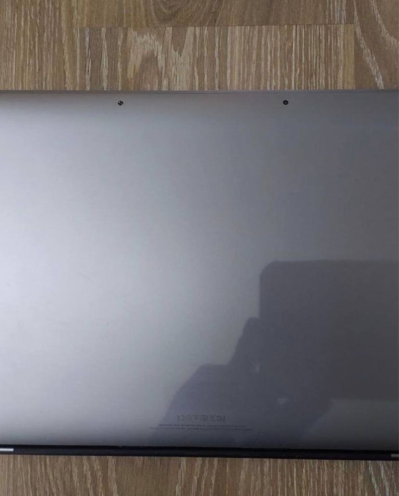 MacBook Pro core i7  1 Tirabayt 2017