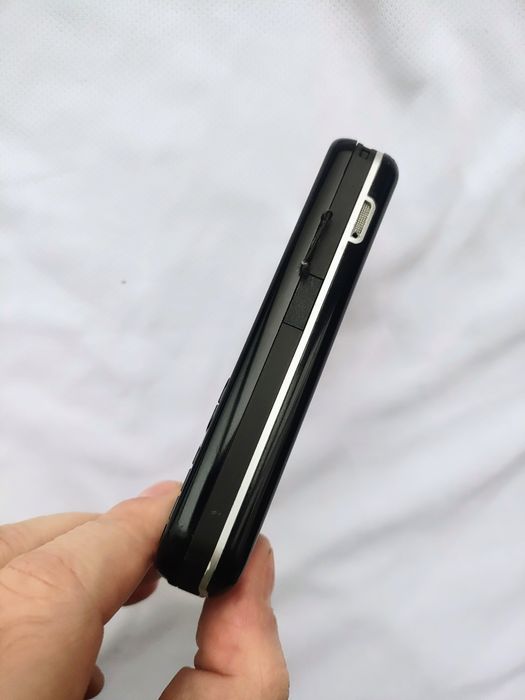 Nokia 7360 + incarcator original ( decodat, stare foarte buna)