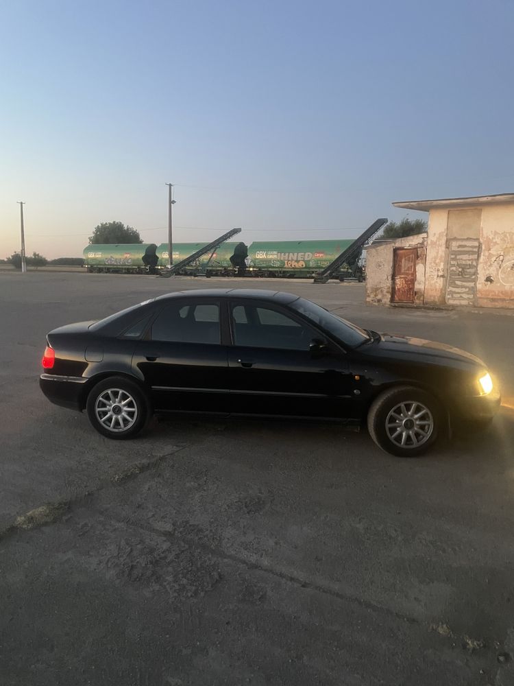 Audi a4 b5 1.8 benzina