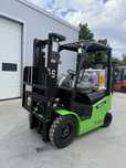 Stivuitor Electric Electrostivuitor 2,5T NOU LI ION 5 Ani Garantie