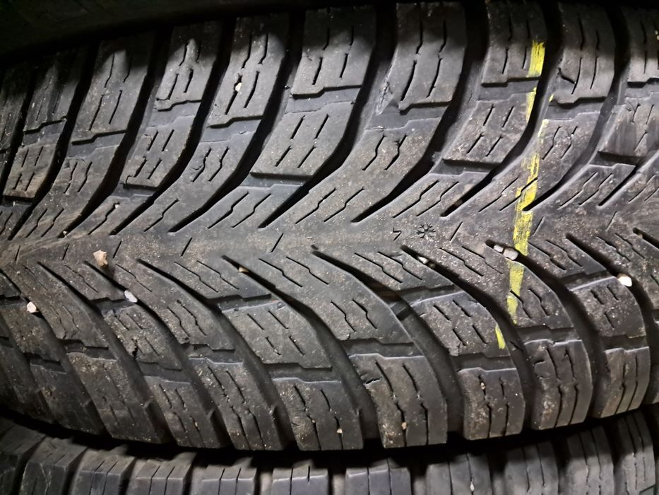 Anvelope second iarna 225 75 R16C Nokian 2022