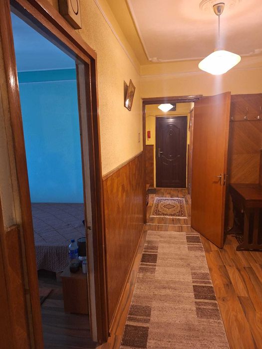 Inchiriere ap.3 camere, zona Alexandru cel bun