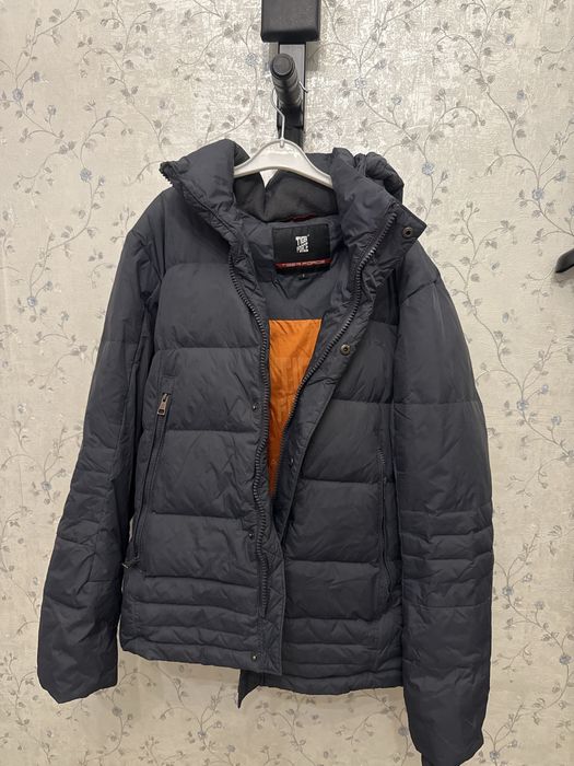 Зимняя мужскую куртка пуховик