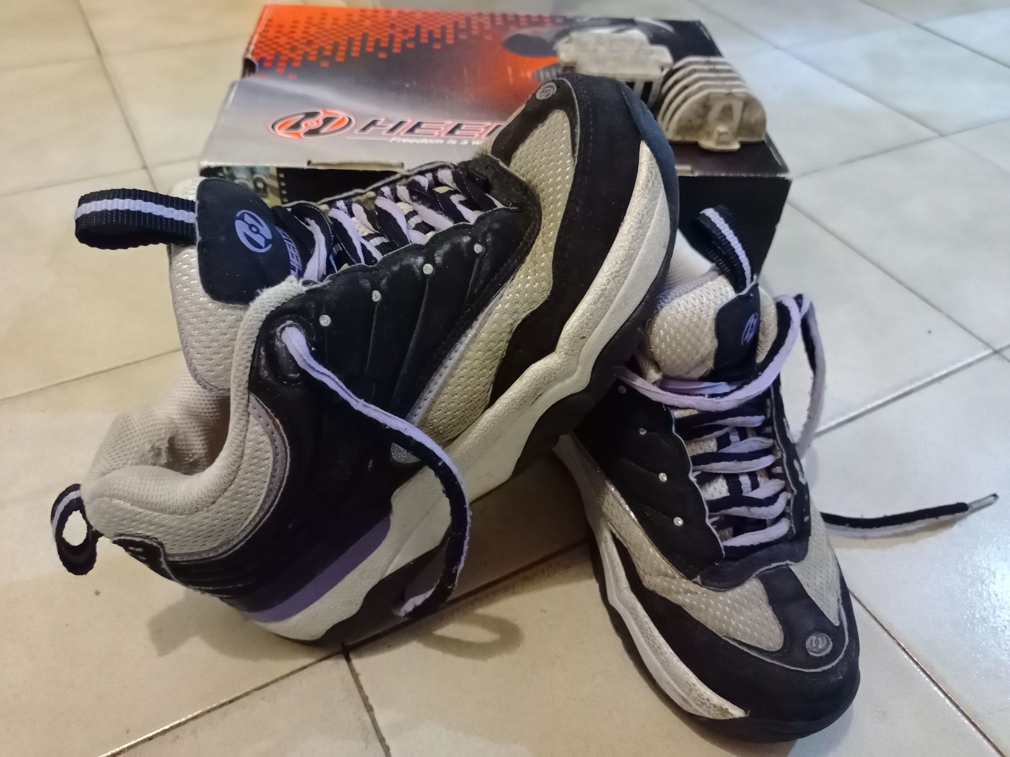 Heelys обувки с колела / кецове 34 номер момиче