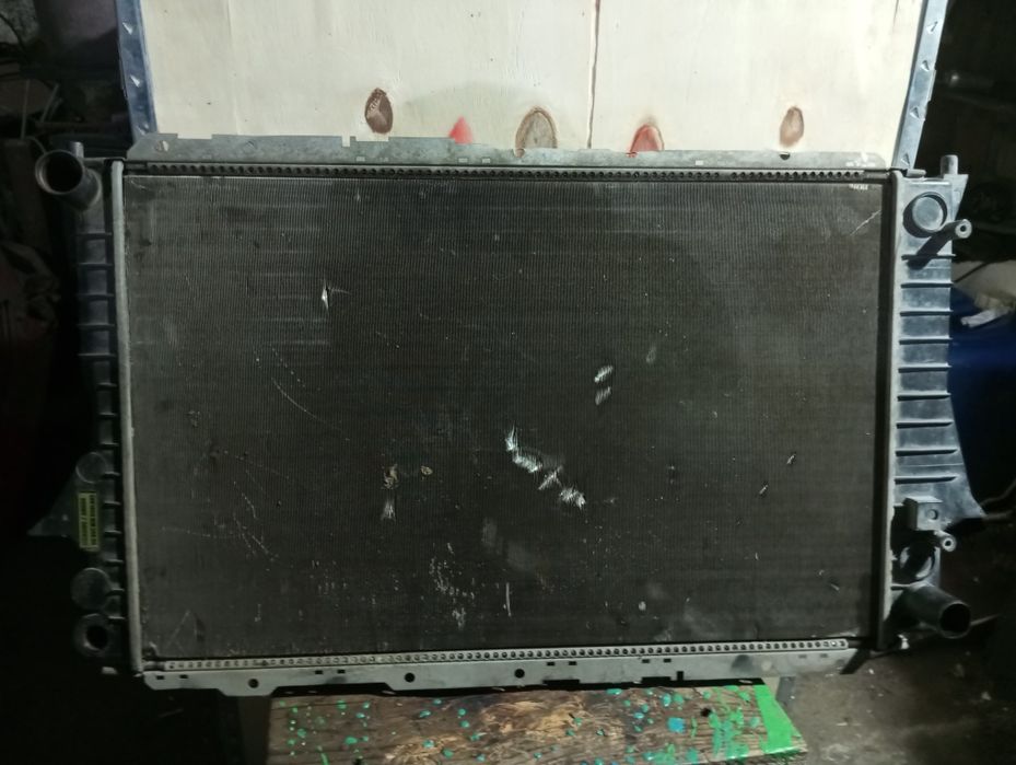 Продам радиатор охлаждения