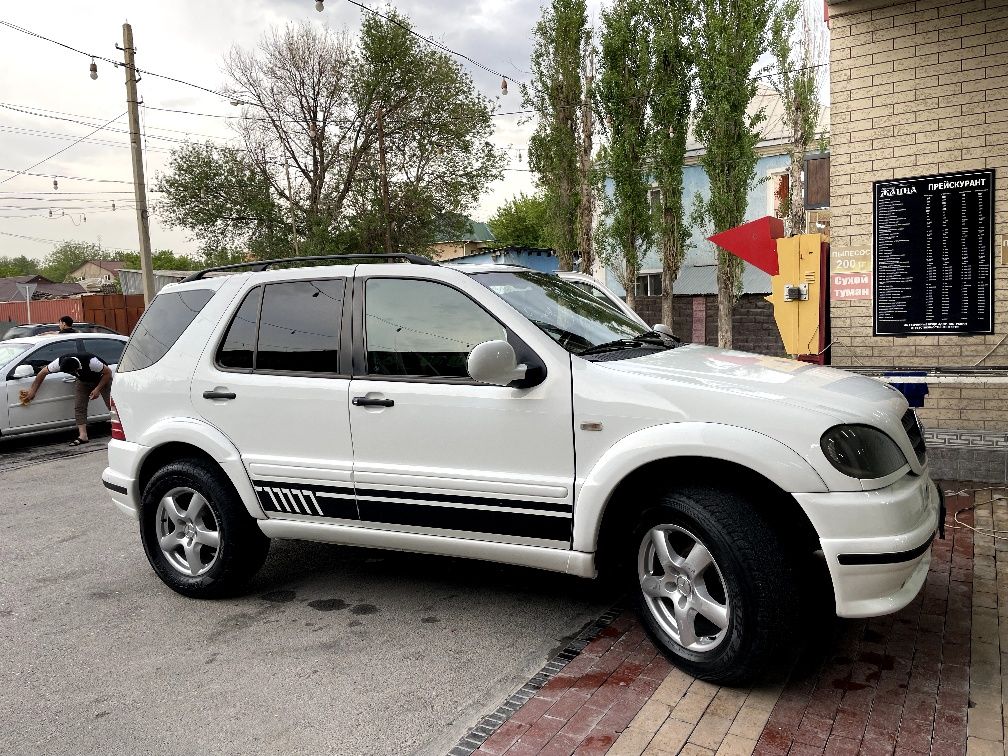 Продам авто Mercedes ML