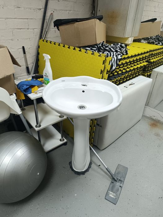 Раковина в хорошем состоянии