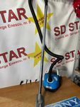 Aspirator  cu sac, MATSUI 850 W, 3 L, Negru/ Albastru Garantie 2 ani