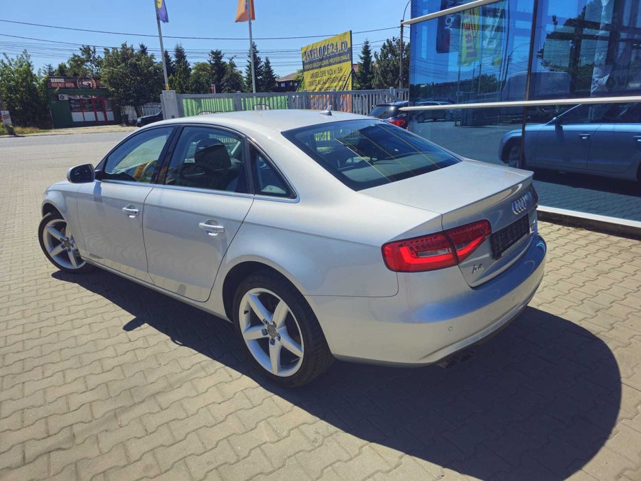 Audi A4   TFSI   an fabricatie 2013