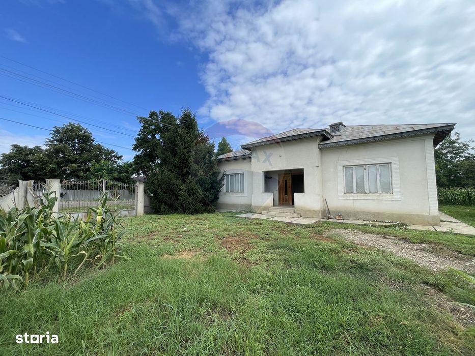 Casă cu 4 camere Suraia
