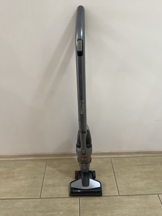 Прахосмукачка Philips PowerPro Duo