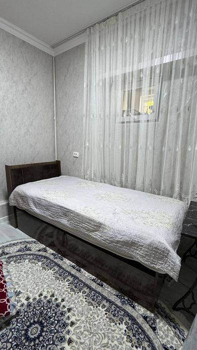 Диван продаётся своя