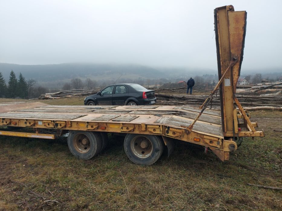 De vanzare trailer transport vehicule an fabricație 1997