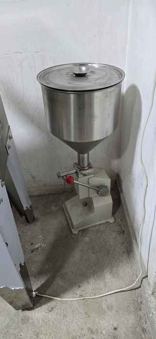 Тубикс (тубик) крем аппарати сотилади 2500 $