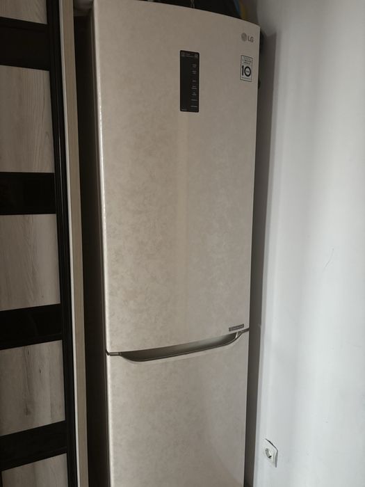 Холодильник б/у не работает