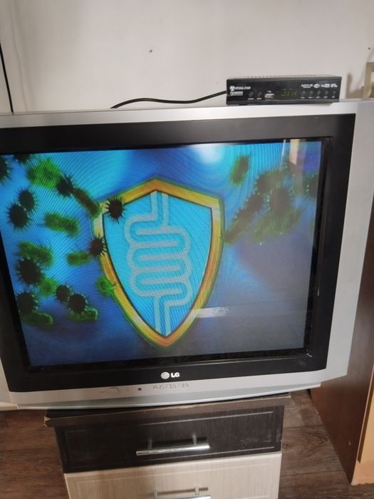 Продам телевизор LG