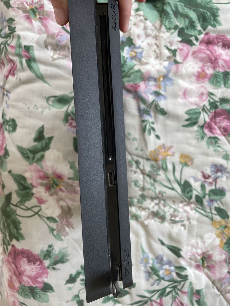 Playstation 4 slim 500 gb