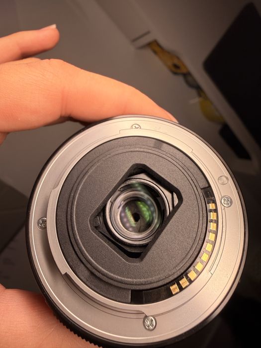 Obiectiv Sony E 16-50mm PZ OSS 3.5-5.6 – kit-lens, stare foarte bună