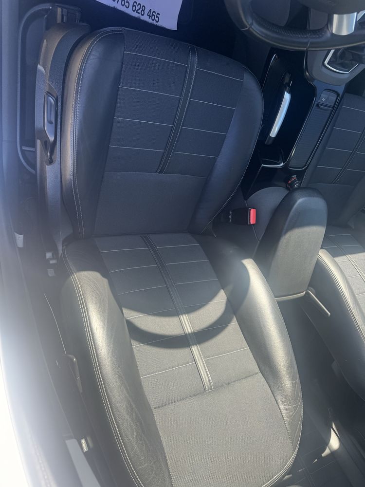 Ford Kuga  Titanium 20TDCI 4x4 Posibilitate Rate Cash Buy Back