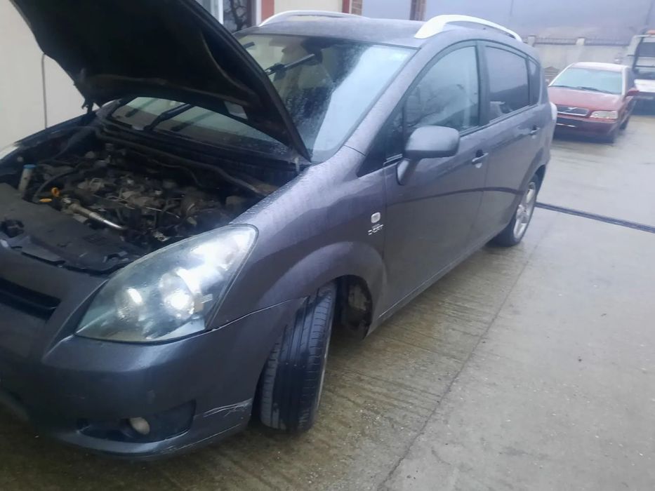 Toyota Corolla Verso 2.2d 2ADFHV motor cutie viteze caroserie