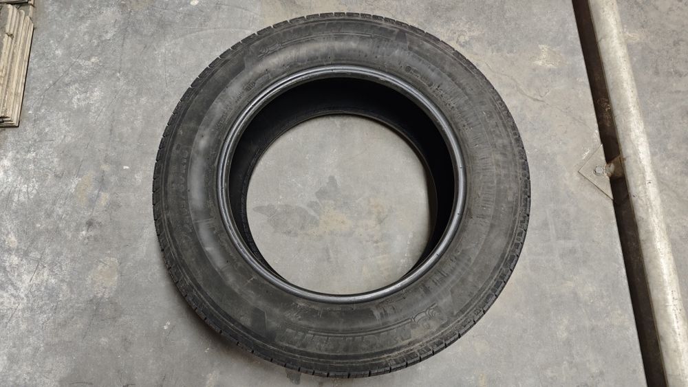 Продам шину P265/60/R18 M+S