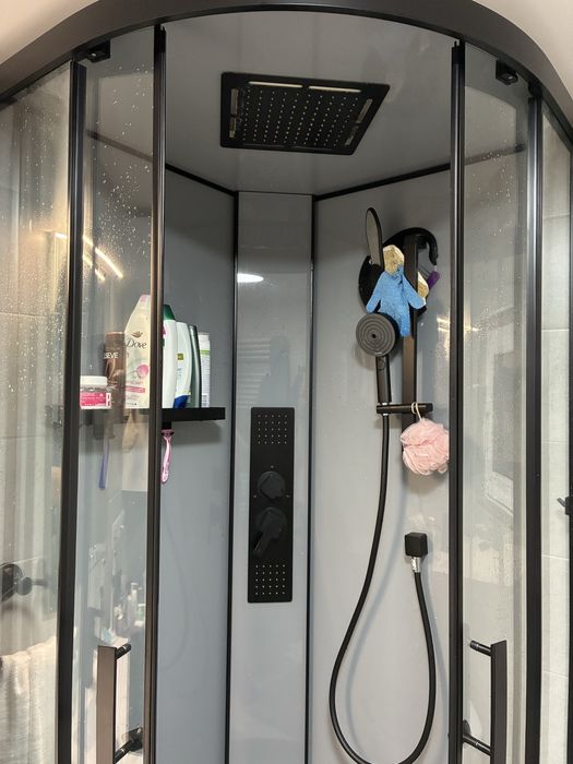 Cabina dus in perfecta stare