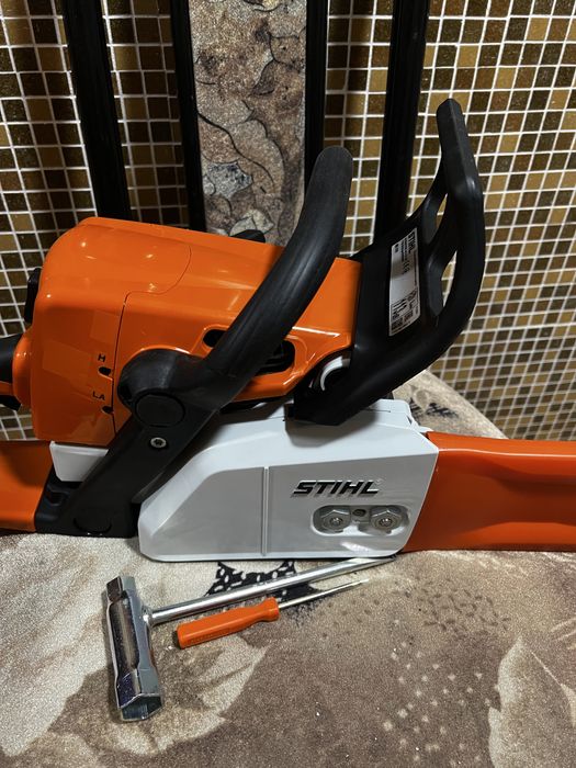 Продам бензопилу STIHL MS 210