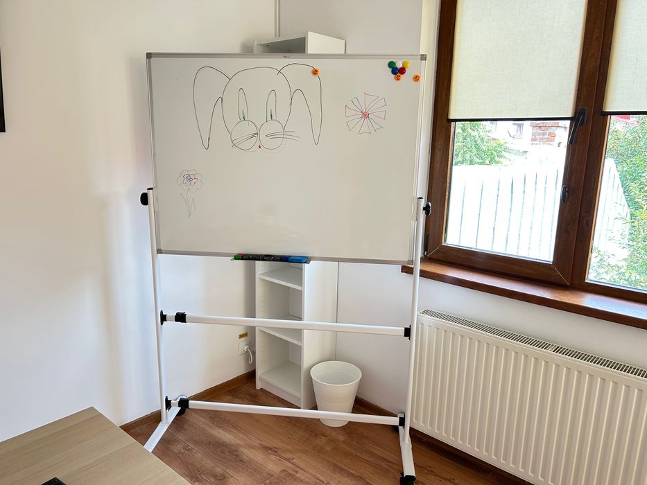 Vand 2 buc. whiteboard mobil noi