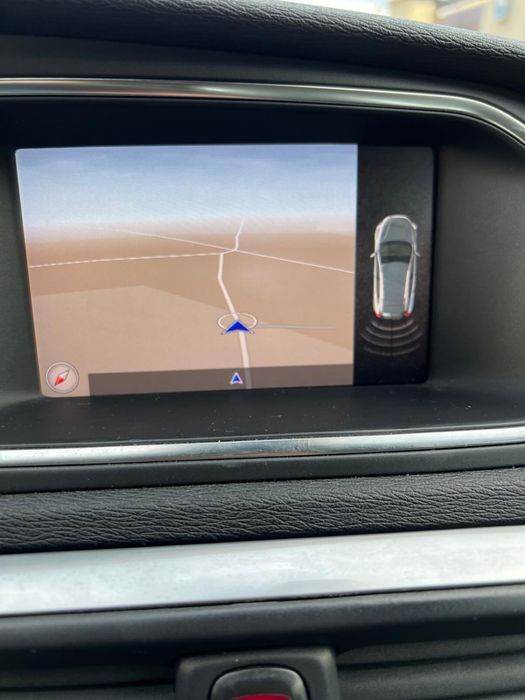 VOLVO V40 Cross Country