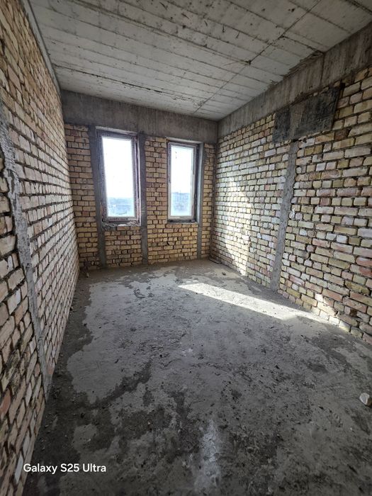 Выгодная инвестиции! Продаю 3х ком кв-ру рядом с рынка Кадышева.