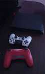 Vand ps 4 slim 1 tb negru cu 2 manete