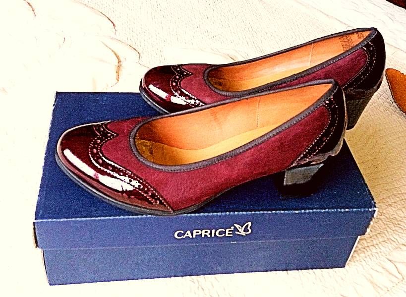 Caprice нови дамски кожени обувки, винено червени с ток, Немски №38,5