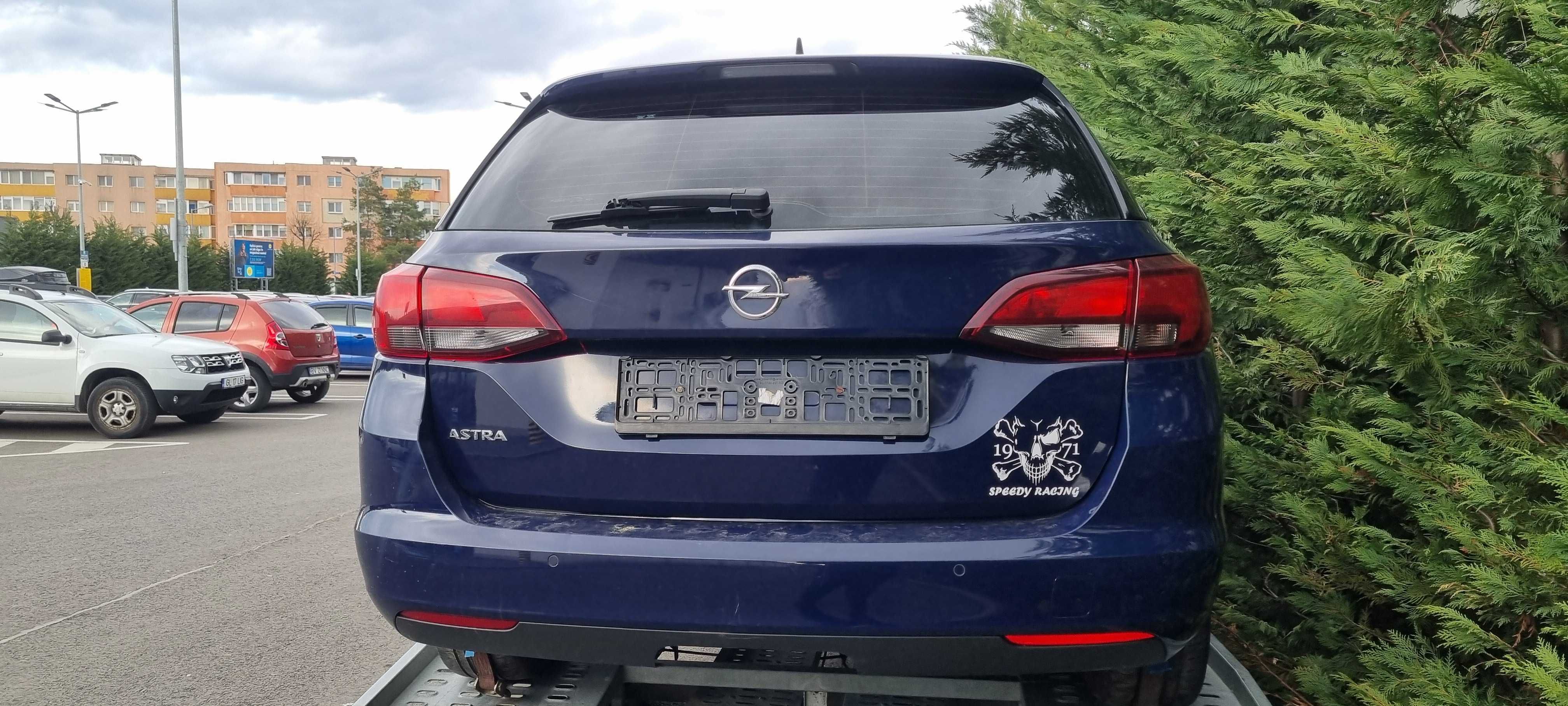 Dezmembrez Opel Astra K 2015 - 2021