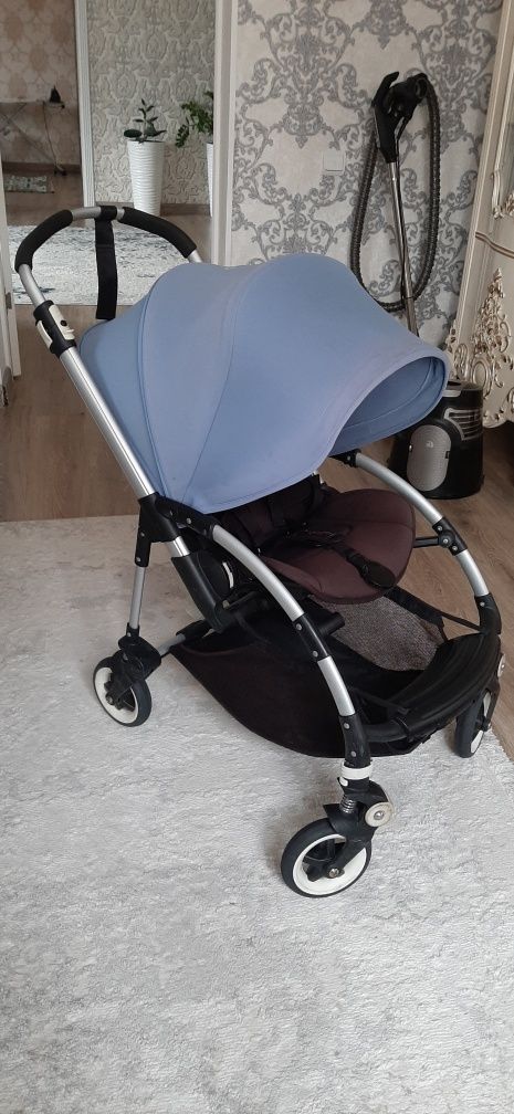 Срочно продам коляску bugaboo bee3