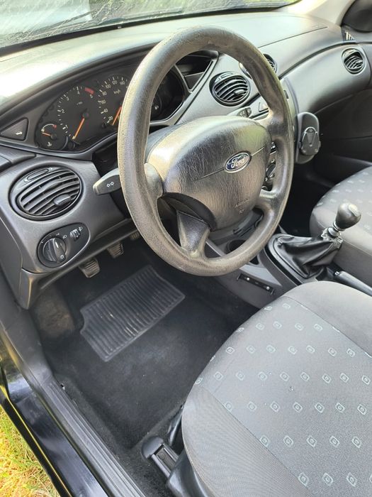 Vând Ford focus 2003