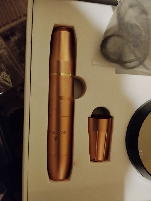 Машинка за грим  и красота