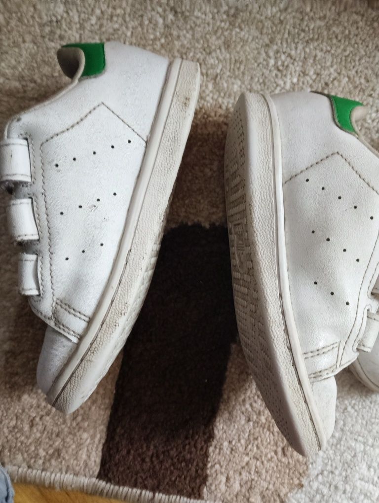 Маратонки и ботуши Adidas