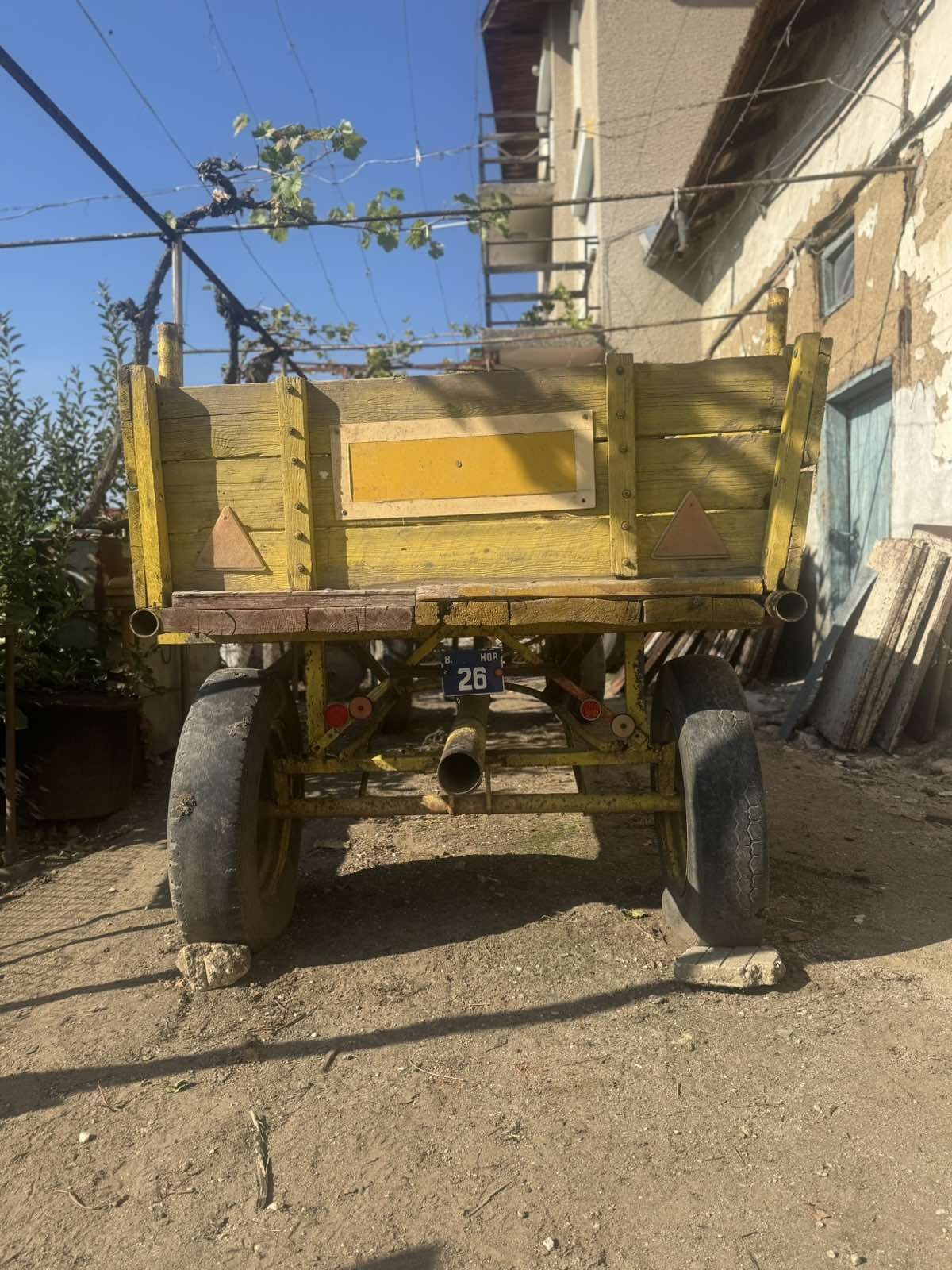 Каруца за трактор