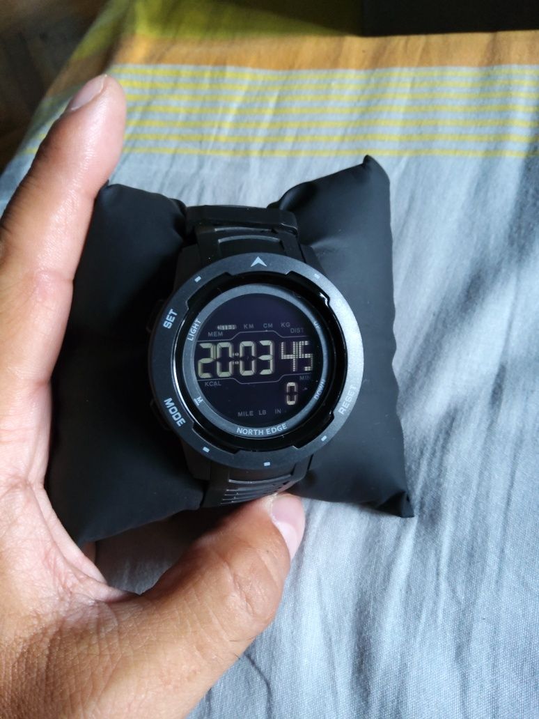 Casio  protrek prg-70t часовници